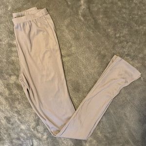 PLT Ribbed Split Hem Legging